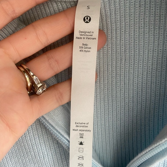 Lululemon Cotton Blend Half Zip Sweater in Powder Blue - Picture 9 of 9